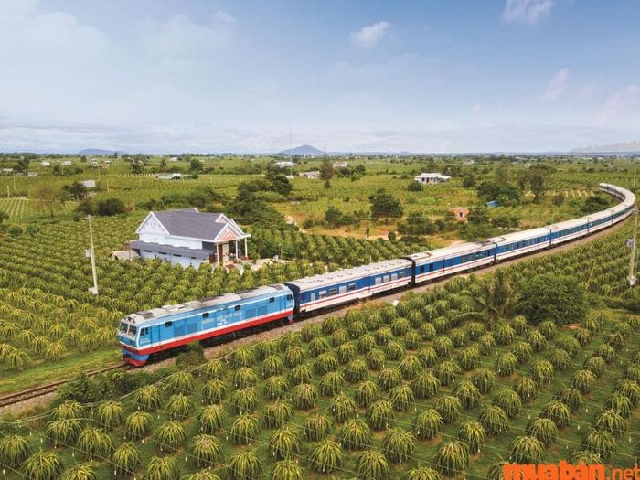 Giá vé tàu từ Huế đến Đà Nẵng của tàu SE21
