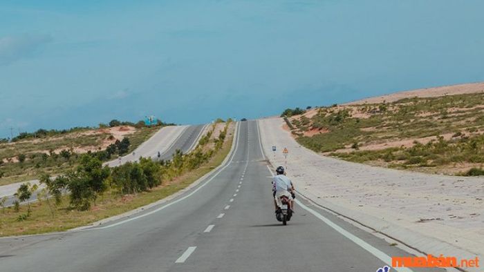 Làm thế nào để di chuyển đến Bàu Trắng?