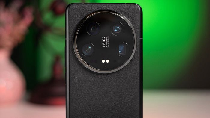 Xiaomi 15 Ultra được trang bị cấu hình cực mạnh mẽ