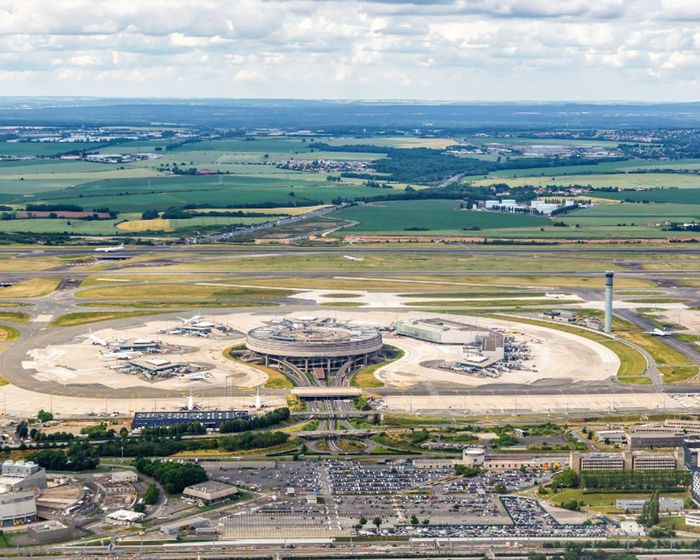cách di chuyển từ sân bay Charles De Gaulle về trung tâm