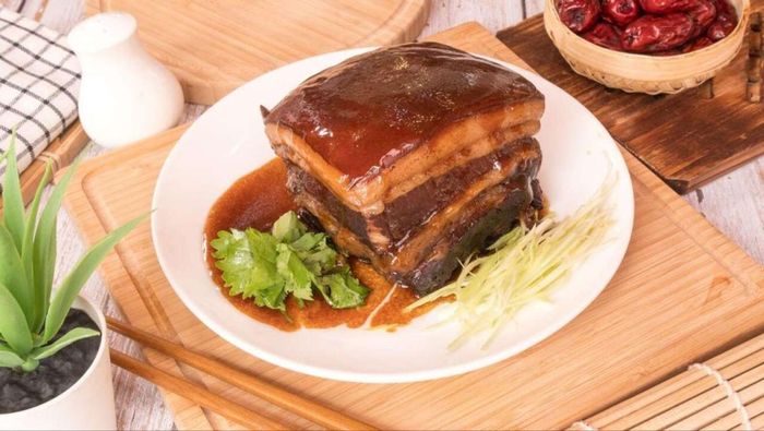thịt kho Đông Pha tại nhà hàng Jie Xiang Lou