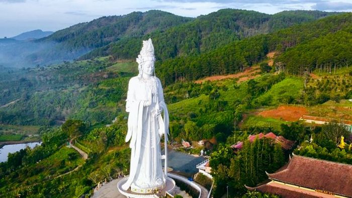 Những điều nên thực hiện khi đi chùa