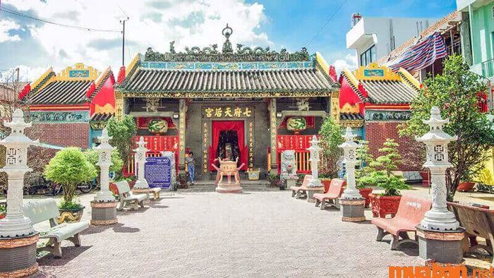 Đền Kiến An Cung hay chùa Ông Quách - điểm đến check-in nổi bật ở Đồng Tháp