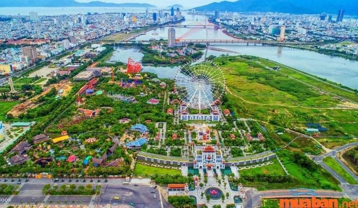 Khu phức hợp vui chơi với hơn 200 trò chơi ngoài trời