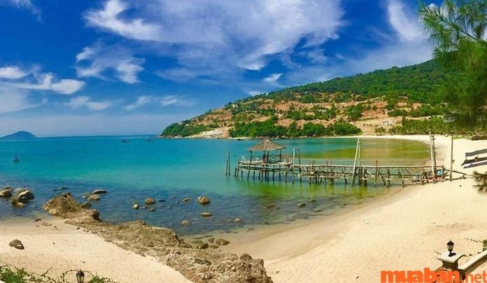 Địa điểm check in Đà Nẵng - Bãi biển Tiên Sa
