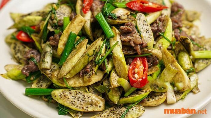 Cách làm củ niễng xào bò khá đơn giản và mang lại hương vị thơm ngon