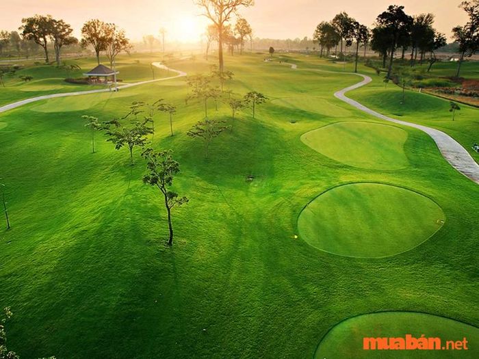 Ecopark Hưng Yên có gì chơi? - Công viên mùa Thu sở hữu hệ thống sân golf chuyên nghiệp