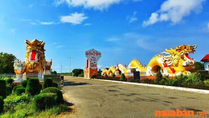 Khu du lịch Khai Long là một điểm đến nổi tiếng mà bạn nhất định nên trải nghiệm.