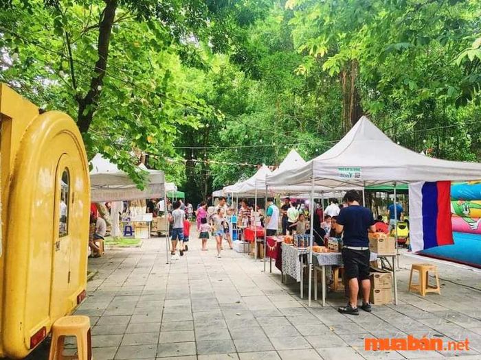Ecopark Hưng Yên có gì thú vị? - Chợ cuối tuần EcoSunday quy tụ nhiều gian hàng hấp dẫn