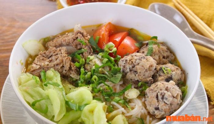 Thái Bình có gì thú vị? Món bún bung đặc sắc mà bạn nhất định phải thử.