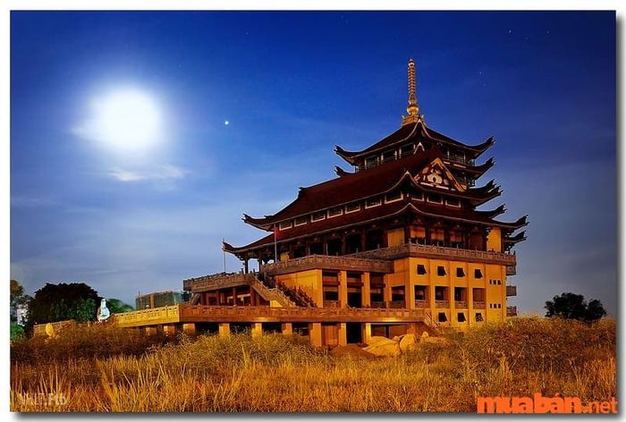 Chùa Huê Nghiêm mang phong cách kiến trúc Nhật Bản độc đáo