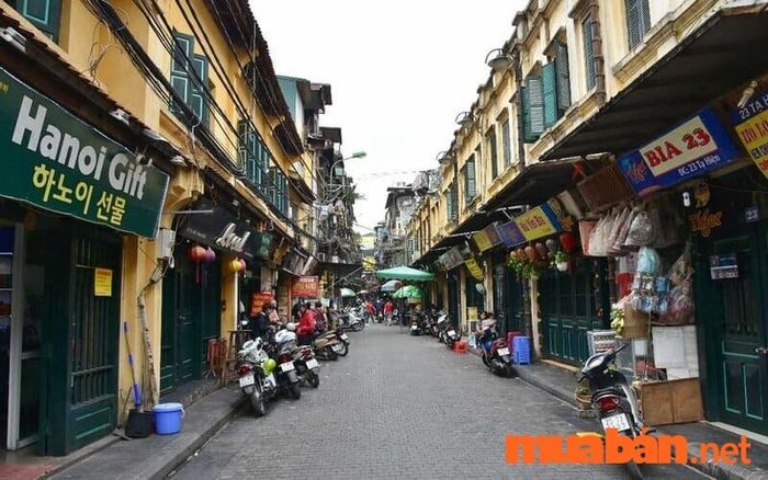 Thả hồn vào vẻ đẹp cổ kính tại Phố cổ Hà Nội