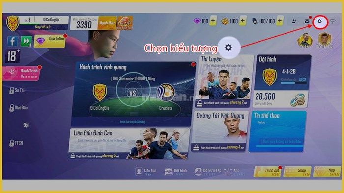 Đăng nhập vào game và nhấn vào biểu tượng bánh răng