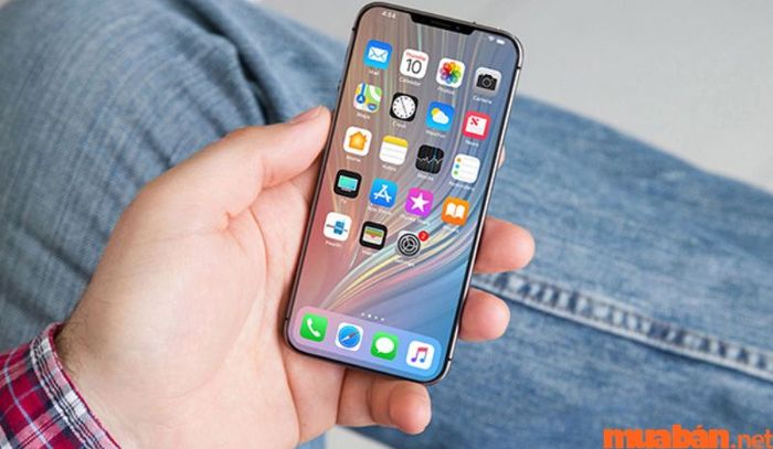 Việc lưu trữ quá nhiều ứng dụng, hình ảnh và video sẽ khiến điện thoại bị treo và lag