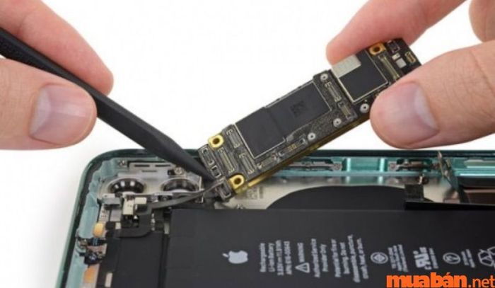 Cần thay IC cảm ứng mới có thể tiếp tục sử dụng điện thoại iPhone 11