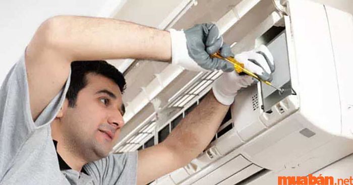 Một số dòng máy điều hòa cơ có đèn báo sẽ hiện lỗi E3 khi gặp sự cố