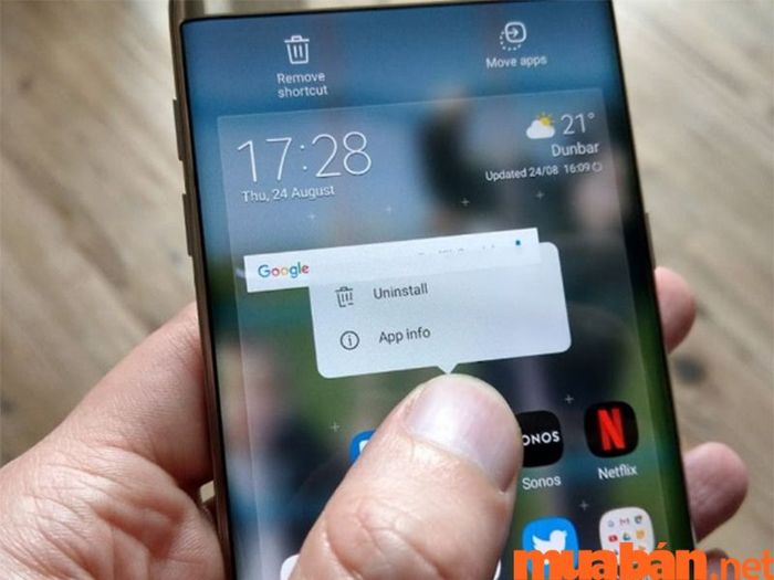 Màn hình điện thoại Samsung tối đen