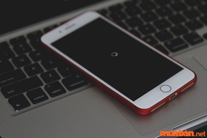 Điện thoại không bật lên do lỗi phần mềm