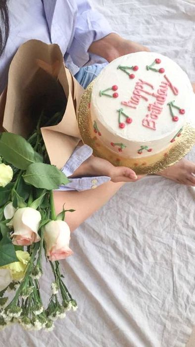 Tải hình ảnh hoa tươi và bánh sinh nhật đẹp cho điện thoại 3