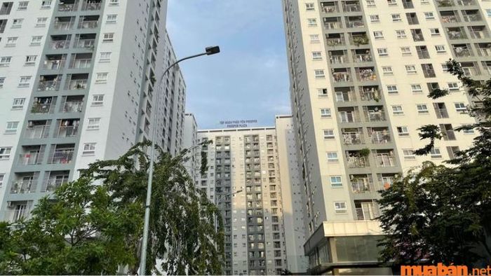Chung cư Prosper Plaza (cách Ngã tư Bà Điểm 1,7km)