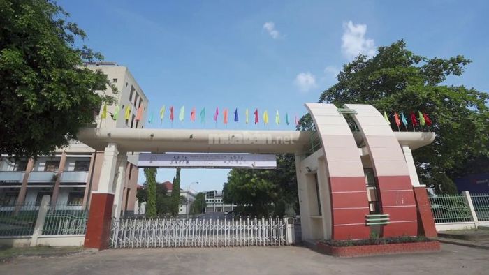 Các tiện ích xung quanh Ngã Tư Đất Thánh