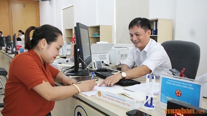 Tiếp nhận hồ sơ xin chuyển đổi quyền sử dụng đất LUK