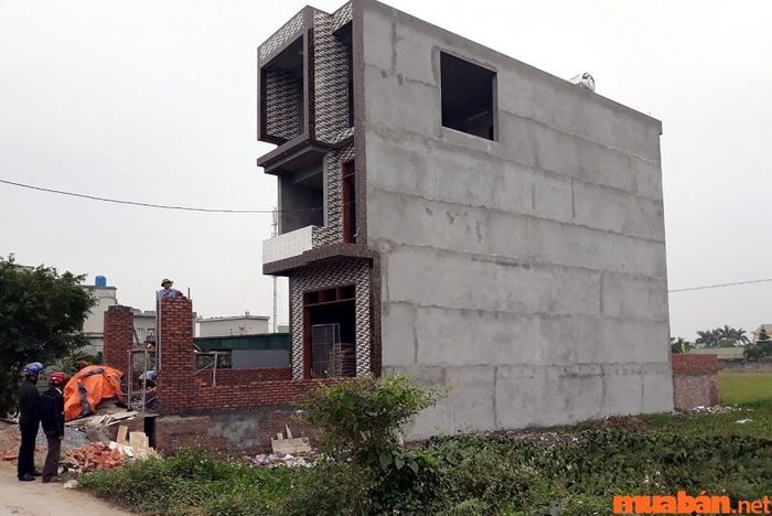 Đất 50 năm có thể xây nhà và được chuyển đổi thành đất ở.