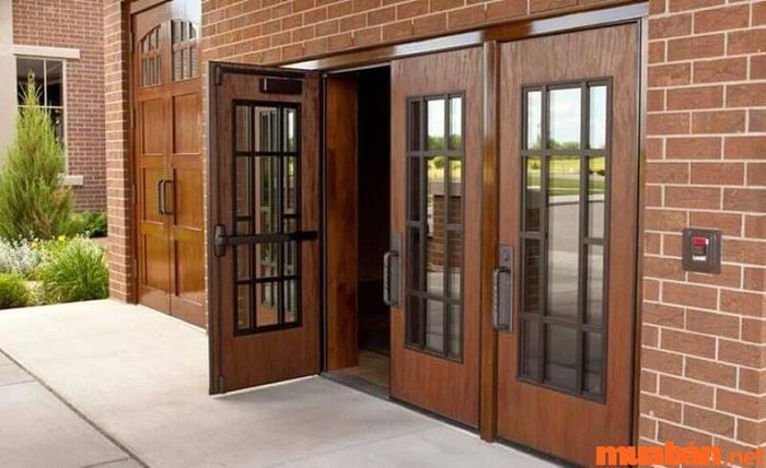 Áp dụng nguyên tắc hình phễu trong thiết kế cửa nhà