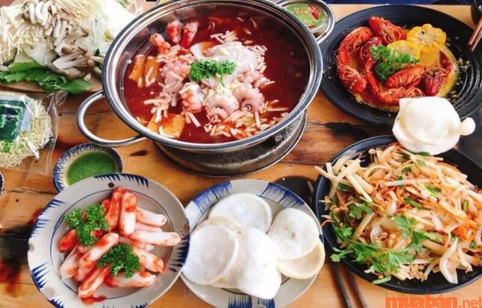 Một quán lẩu Tân Phú mà bạn không thể bỏ qua chính là quán 126.