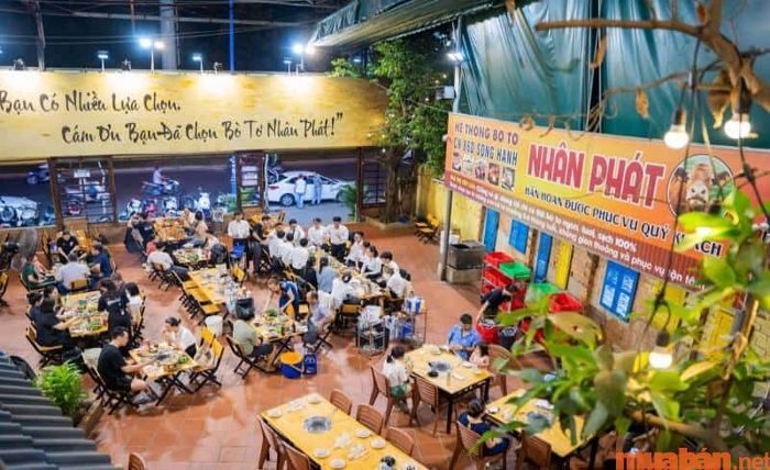 Bò Tơ Nhân Phát là quán lẩu Tân Phú được nhiều người dân địa phương yêu thích