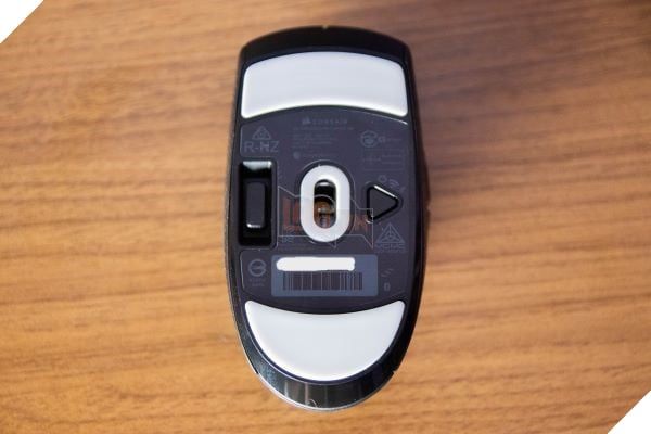Trên tay Corsair M55 Wireless, chuột chơi game giá rẻ nhưng hiệu suất ấn tượng 15