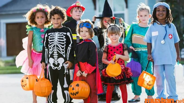 Hóa trang theo chủ đề Halloween