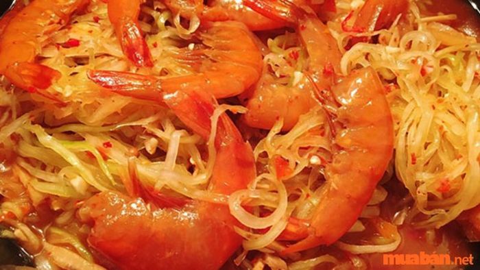 Mắm tôm chua nổi tiếng Huế