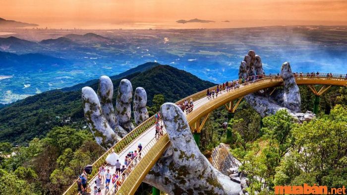 Tháng 12 nên đi du lịch ở đâu? Đây là thời điểm lý tưởng để du khách ghé thăm Đà Nẵng.