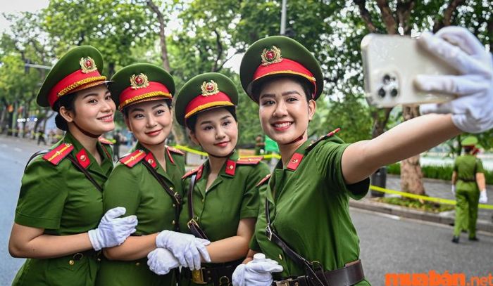 15 cấp bậc quân hàm sẽ có mức lương cơ bản giống nhau, nhưng khác nhau về hệ số lương.