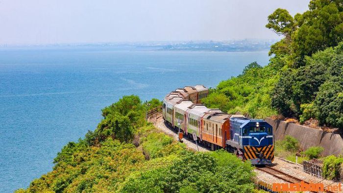 Giá vé tàu SE1 từ Vinh đến Huế