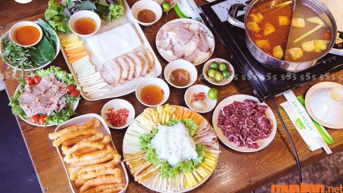 Quán lẩu ngon tại Cầu Giấy - Lẩu Bò nhúng dấm 555