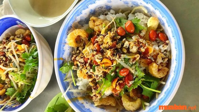 Bún hến đặc sản Huế