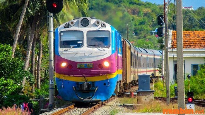 Thông tin về vé tàu từ Vinh đến Huế