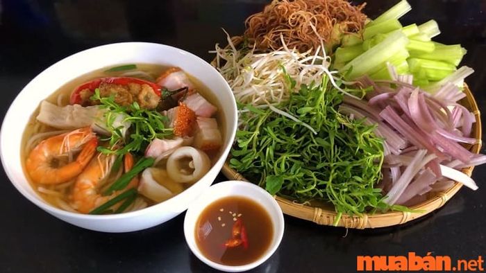 Bún riêu