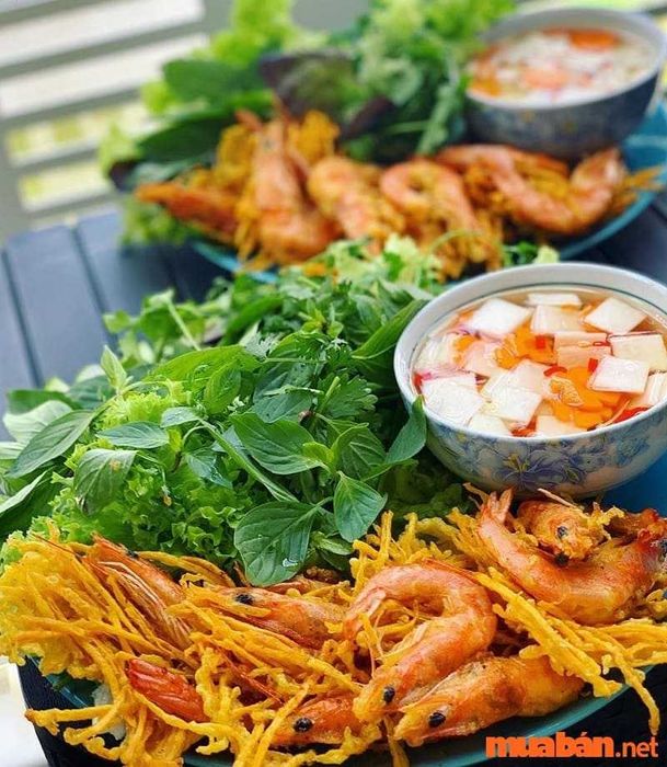 Hôm nay ăn gì ở Hà Nội? - Bánh tôm Hồ Tây