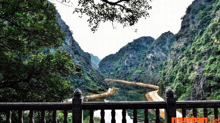 Động Am Tiên