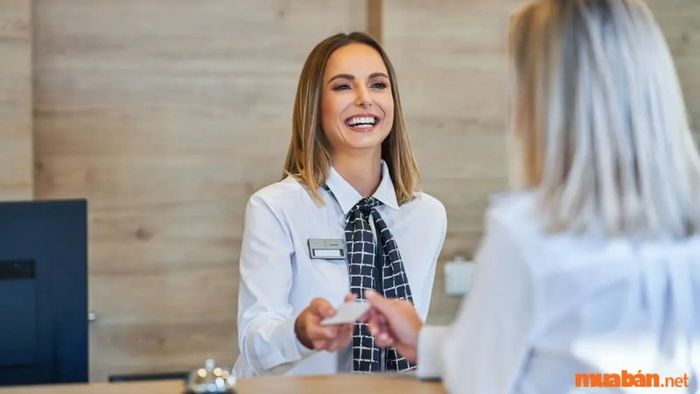 Lễ tân văn phòng có vai trò gì trong doanh nghiệp?