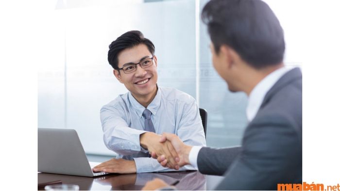 Kỹ năng sử dụng các công cụ bán hàng đóng vai trò quan trọng đối với nhân viên sales.