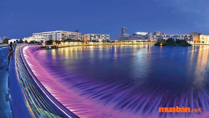 Cầu Ánh Sao lấp lánh về đêm