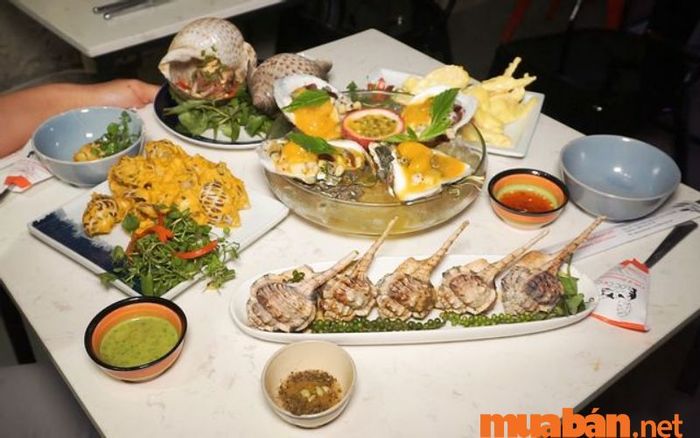 Quán Bà Cô Lốc Cốc