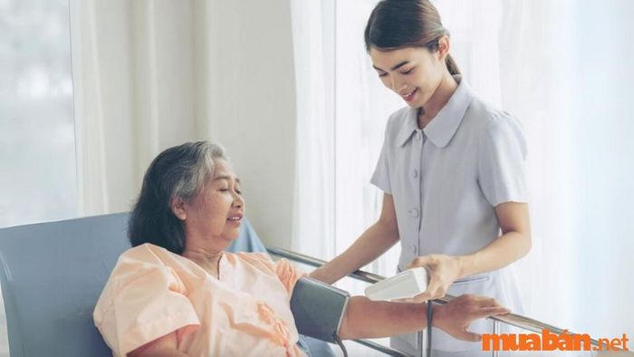 Mô tả công việc của nhân viên điều dưỡng đa khoa