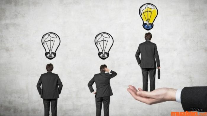 So sánh năng lực cá nhân là một cách hiệu quả để ghi điểm với nhà tuyển dụng khi viết mục tiêu nghề nghiệp.
