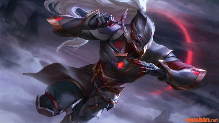 Hayate là một xạ thủ sát thủ, có khả năng gây sát thương cực kỳ mạnh mẽ