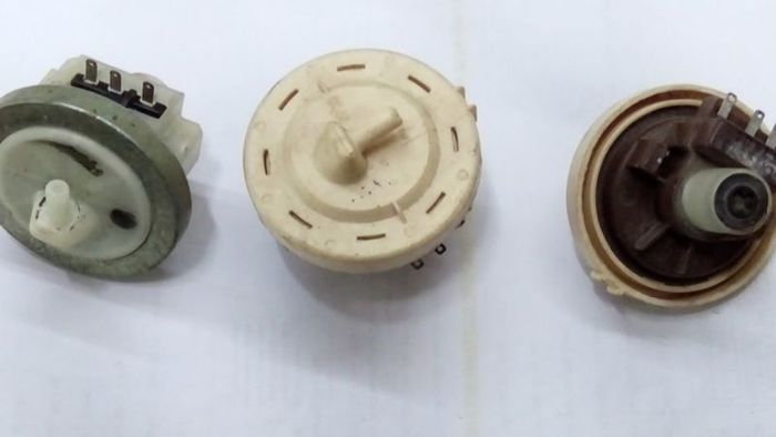 Kiểm tra phao áp suất để sửa lỗi E9-5